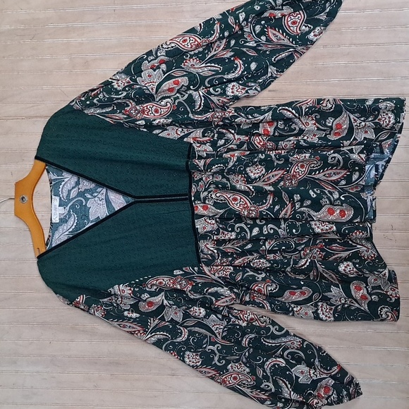 Weekend Suzanne Betro Green Paisley Boho Peasant Flowy Lightweight Blouse Top 2X - Picture 1 of 14